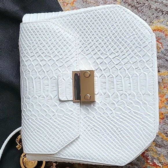 White Snake Embossed White House Black Market Crossbody bag with Braccialini - Picture 2 of 8